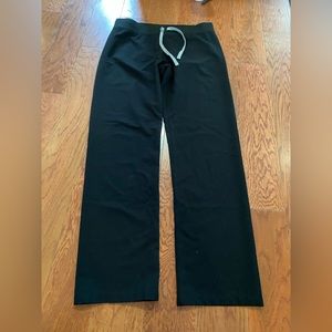 Figs Livingston Basic Scrub Pants